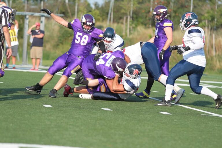 #AFLDiv4 – Dacia Vikings Team III geht als Tabellenführer in die Rückrunde